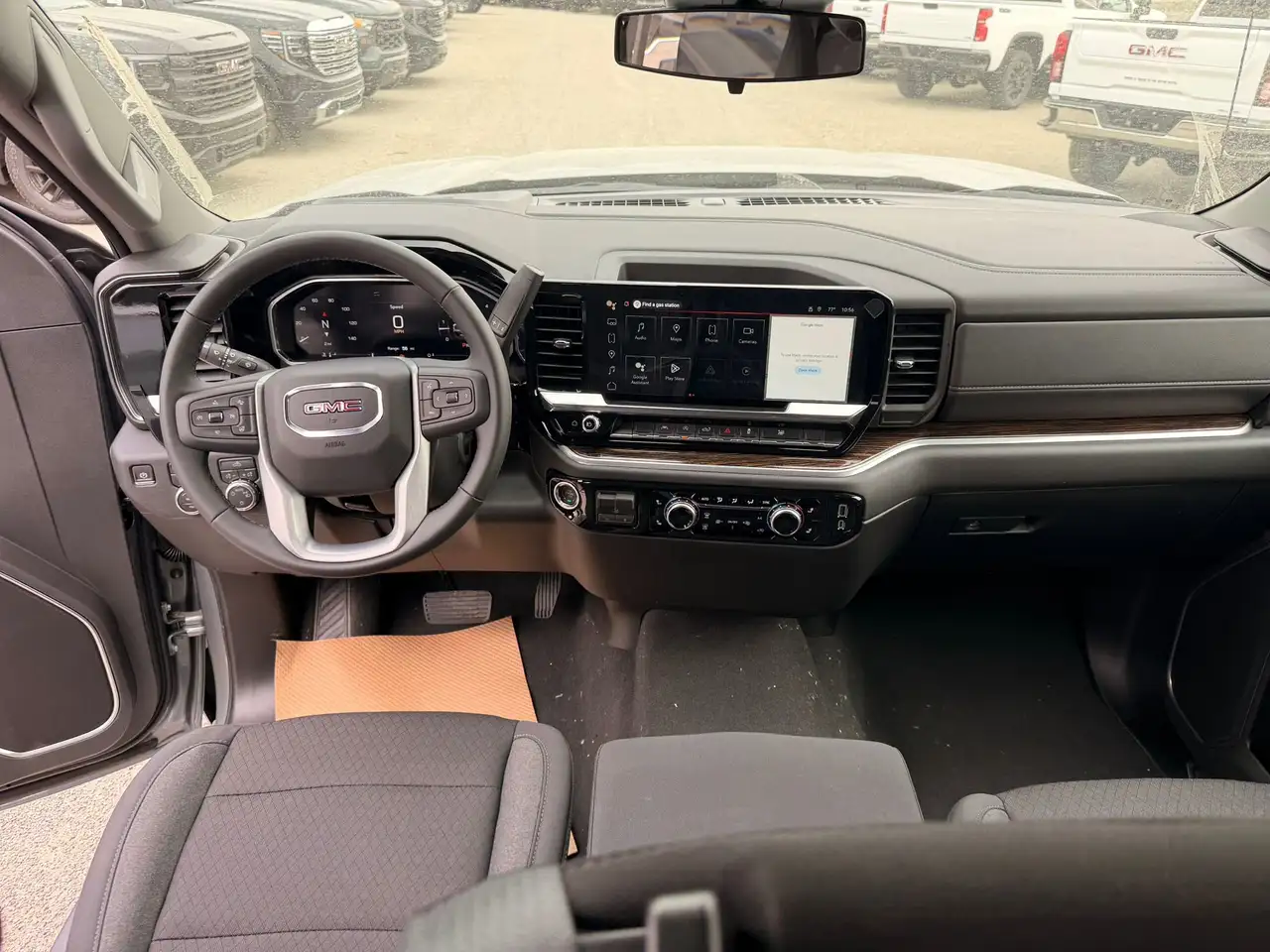 GMC Sierra 1500 снимка GMC Sierra 1500
