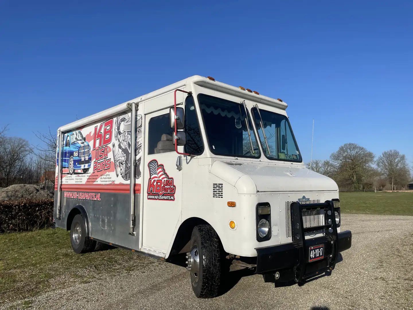 Chevrolet Chevrolet P30 Stepvan Grumman 350v8 LPG foodtruck - 2