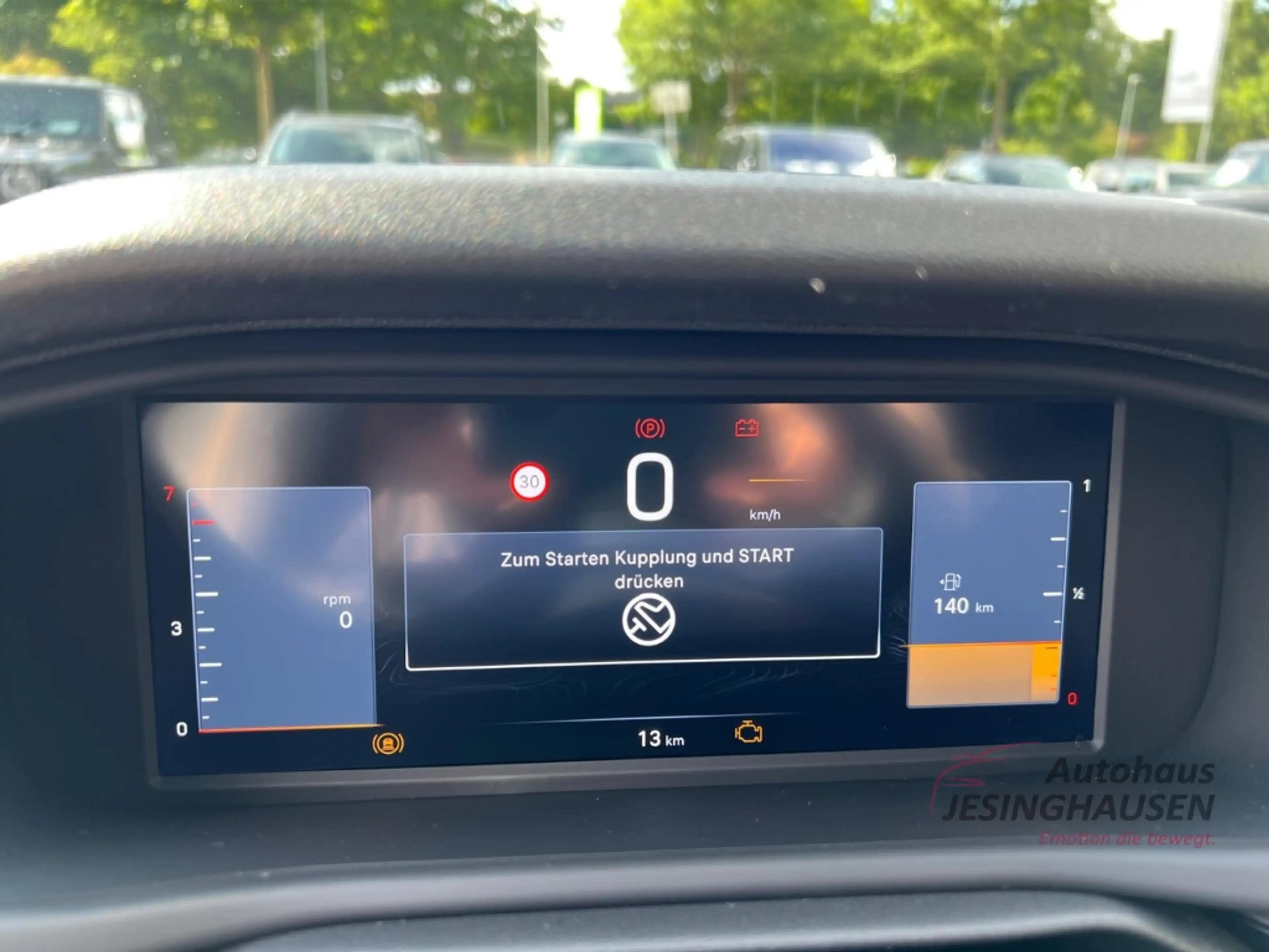 Jeep Avenger Altitude LED Apple CarPlay Android Auto Klimaautom — photo 12