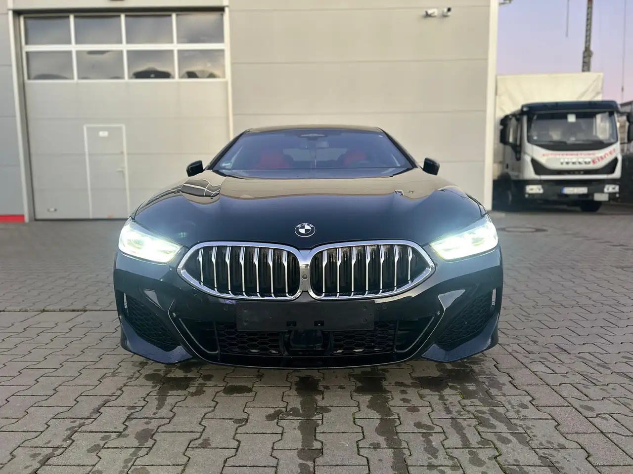 BMW 840