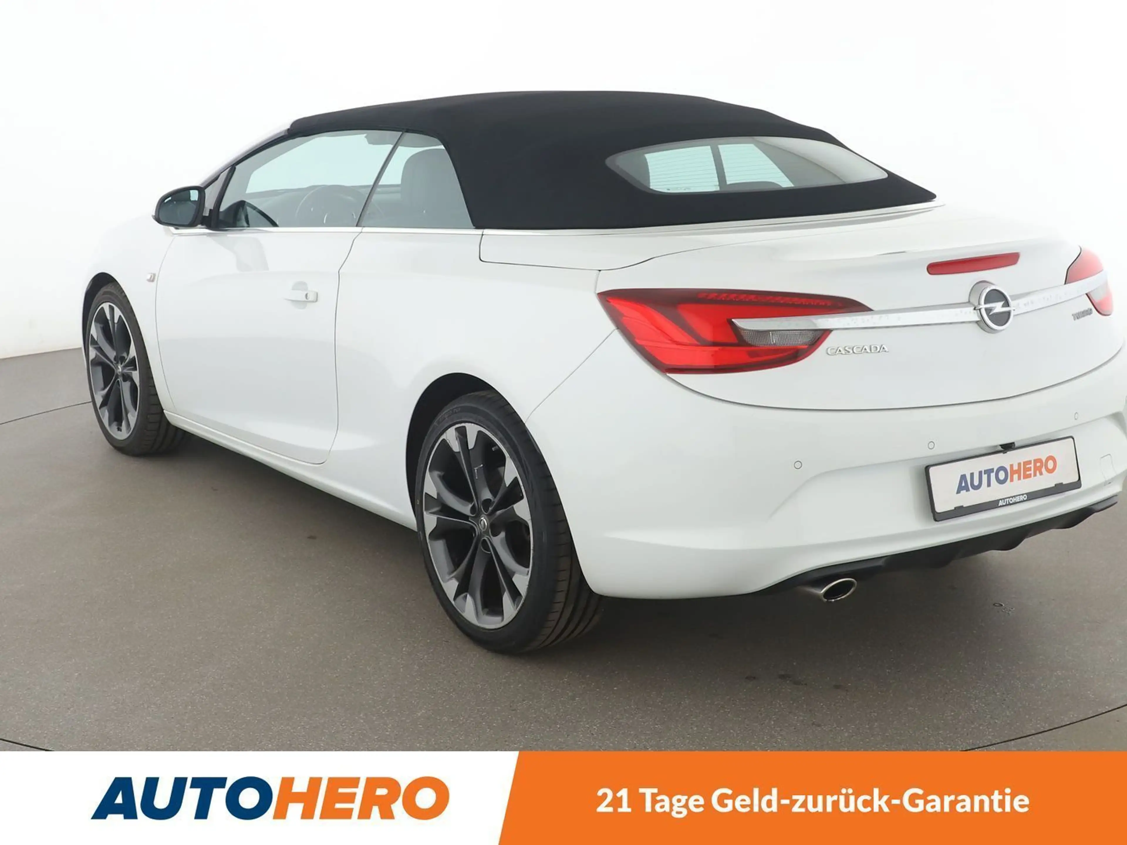 Opel Cascada 1.6 SIDI Turbo Innovation ecoFlex*XENON*NAVI*TEMPO — photo 4