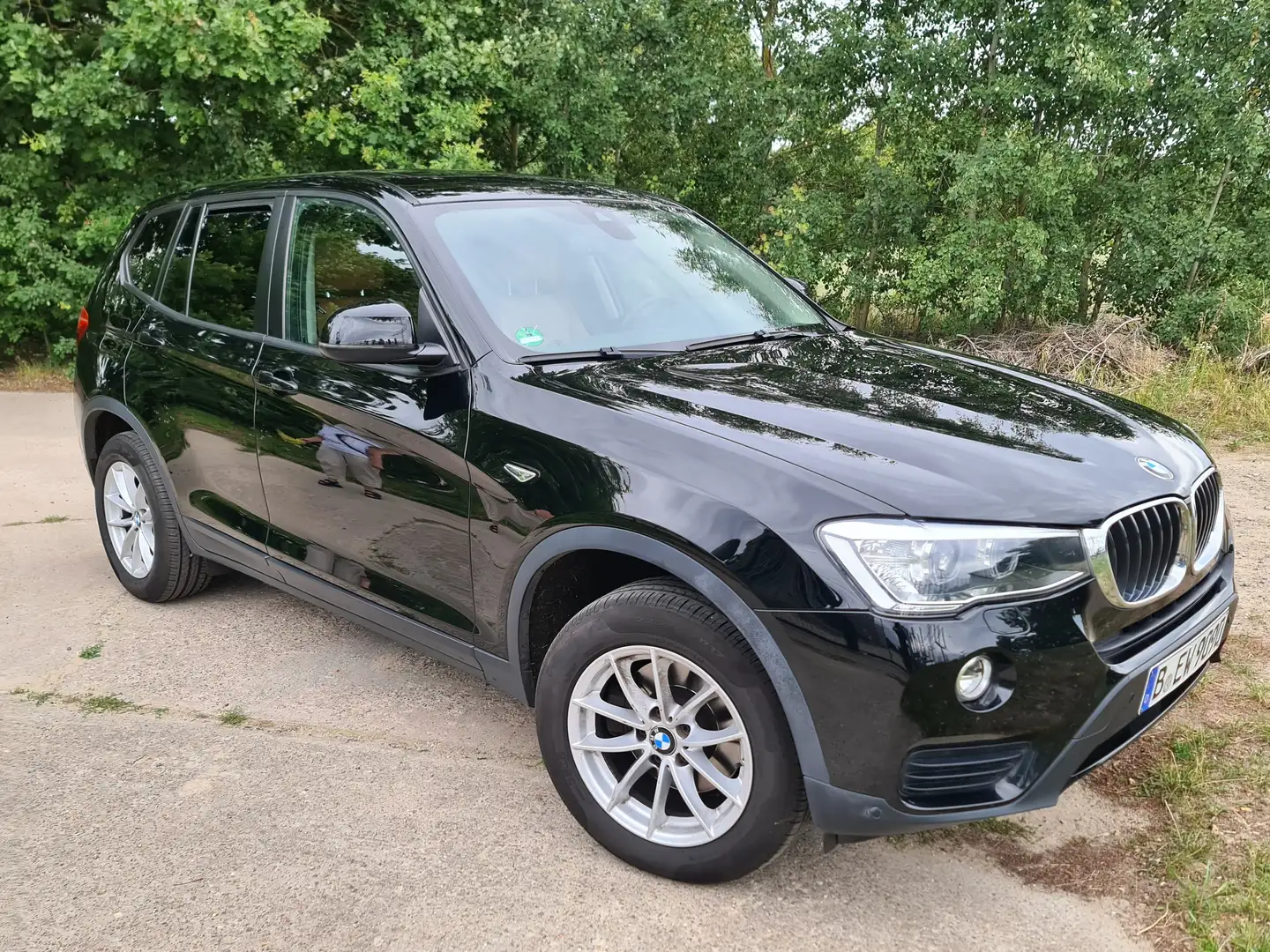 BMW X3 X3 xDrive20d Aut. Advantage Schwarz - 2