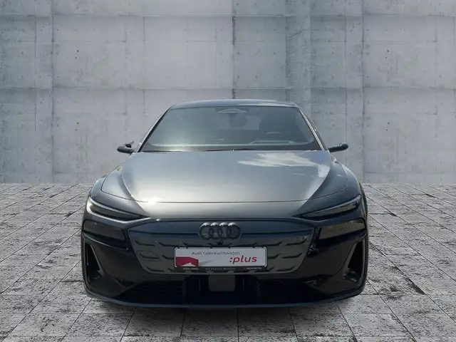 Audi A6 e-tron view 3