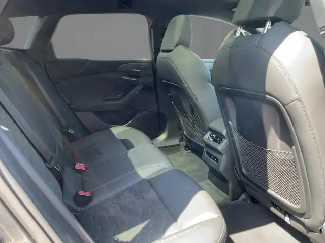 Audi A6 e-tron view 13