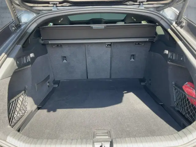 Audi A6 e-tron view 14