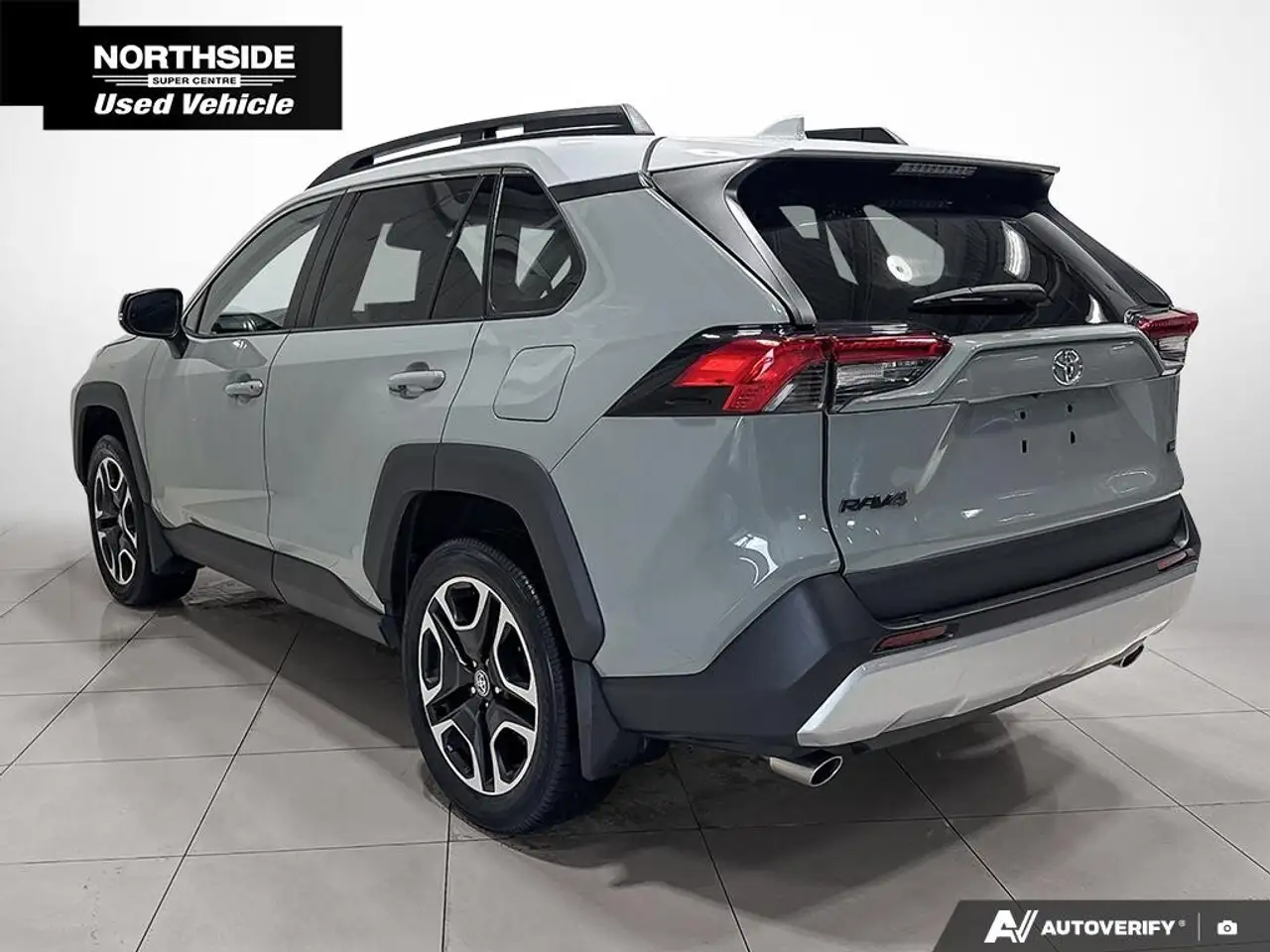 Toyota RAV 4 снимка Toyota RAV 4