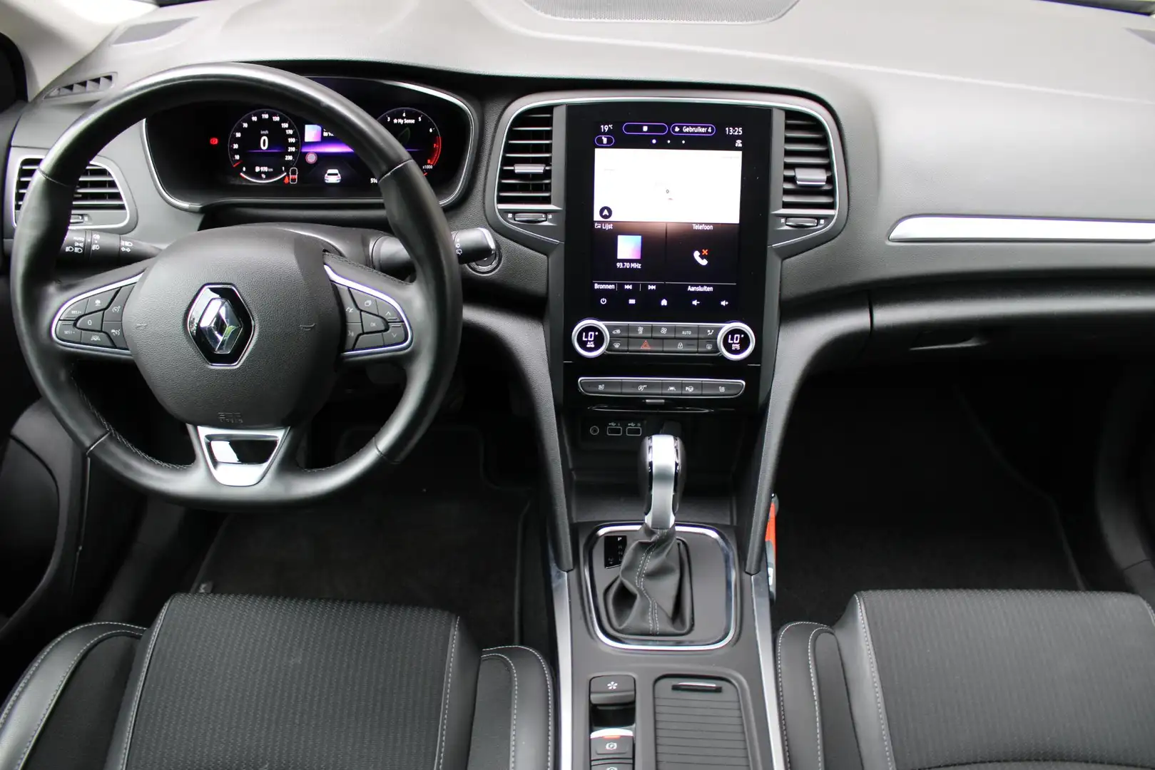 Renault Megane Estate 1.3 TCe 140 Techno | Stoel + Stuurverwarmin Grijs - 2