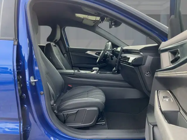 Renault Austral view 8