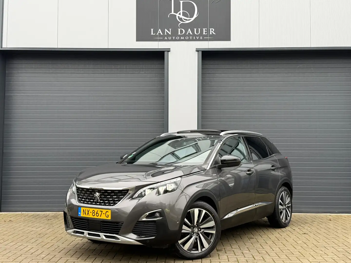 Peugeot 3008 1.2 PureTech GT Line / SCHUIFDAK / TREKHAAK Gris - 1