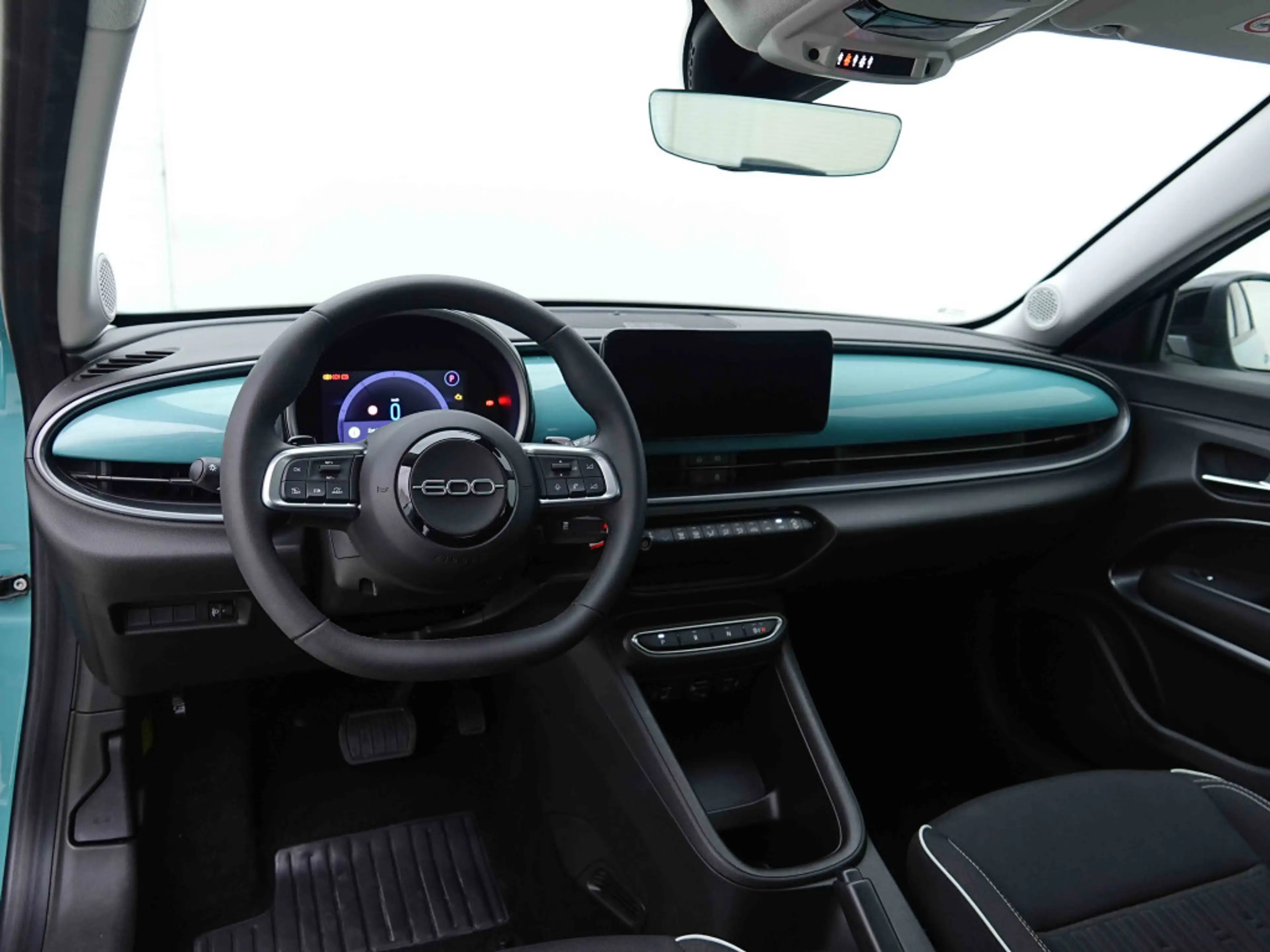 Fiat 600 1.2 MHEV 100 AUT Silver | GPS by App | LED Lights — photo 8
