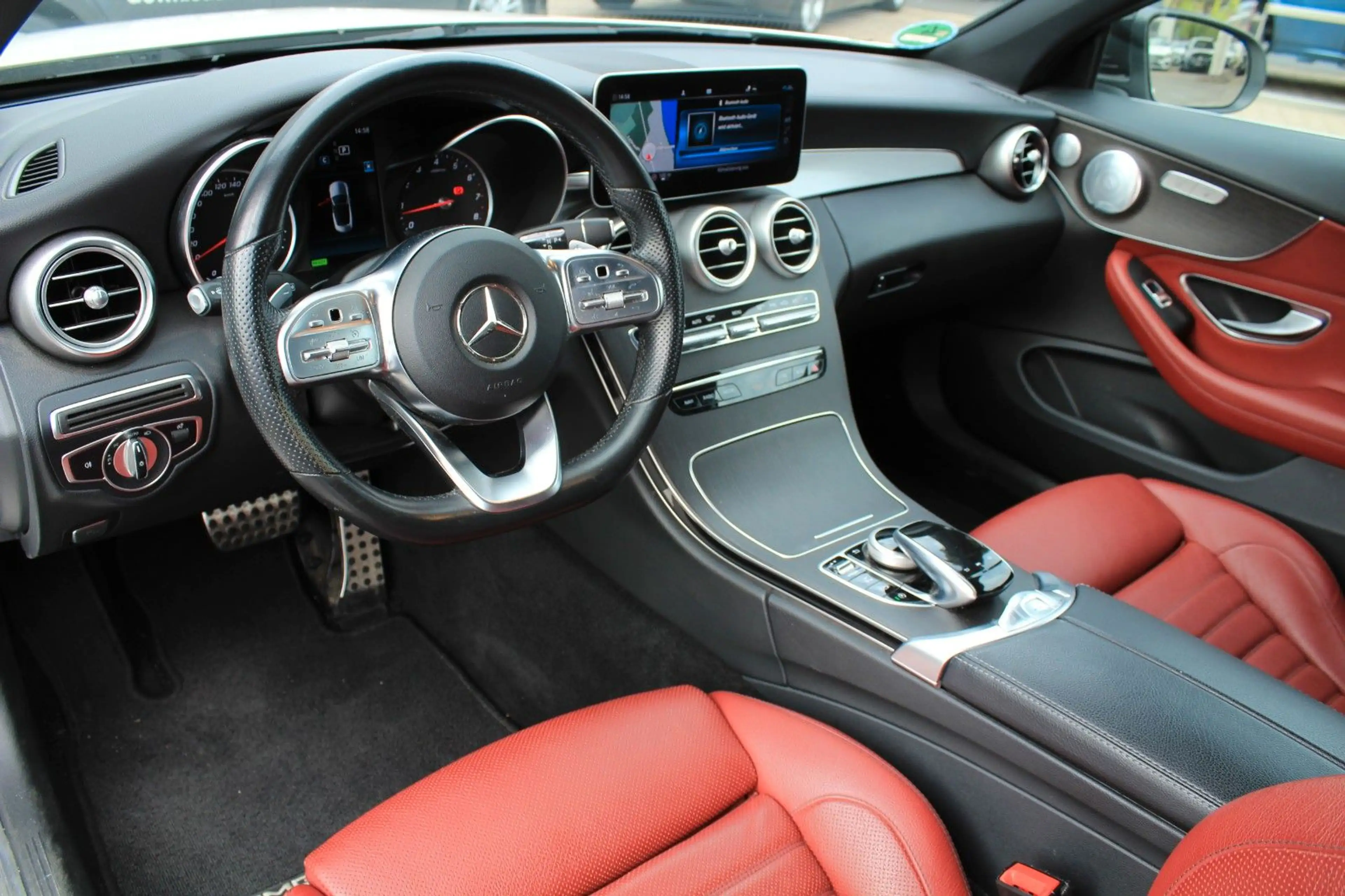 Mercedes-Benz C 200 +AMG LINE+NIGT PAKET+BURMESTER+KAMERA+TOP — photo 7