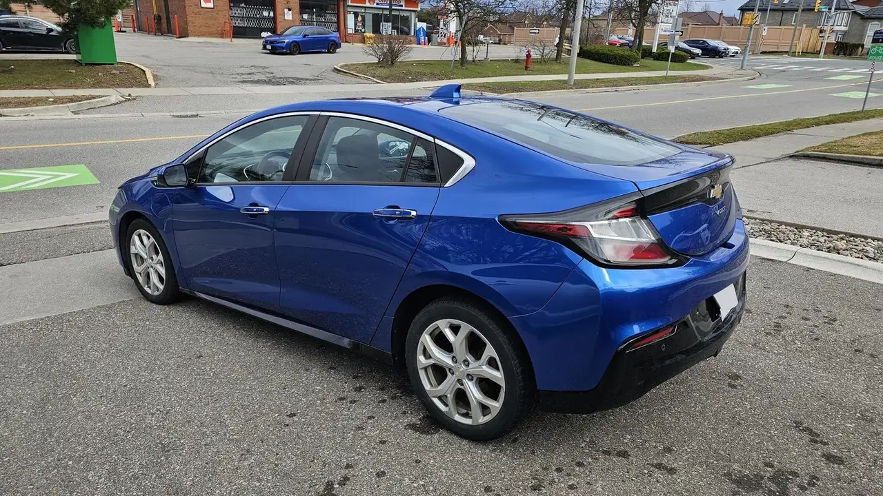 Chevrolet Volt снимка Chevrolet Volt