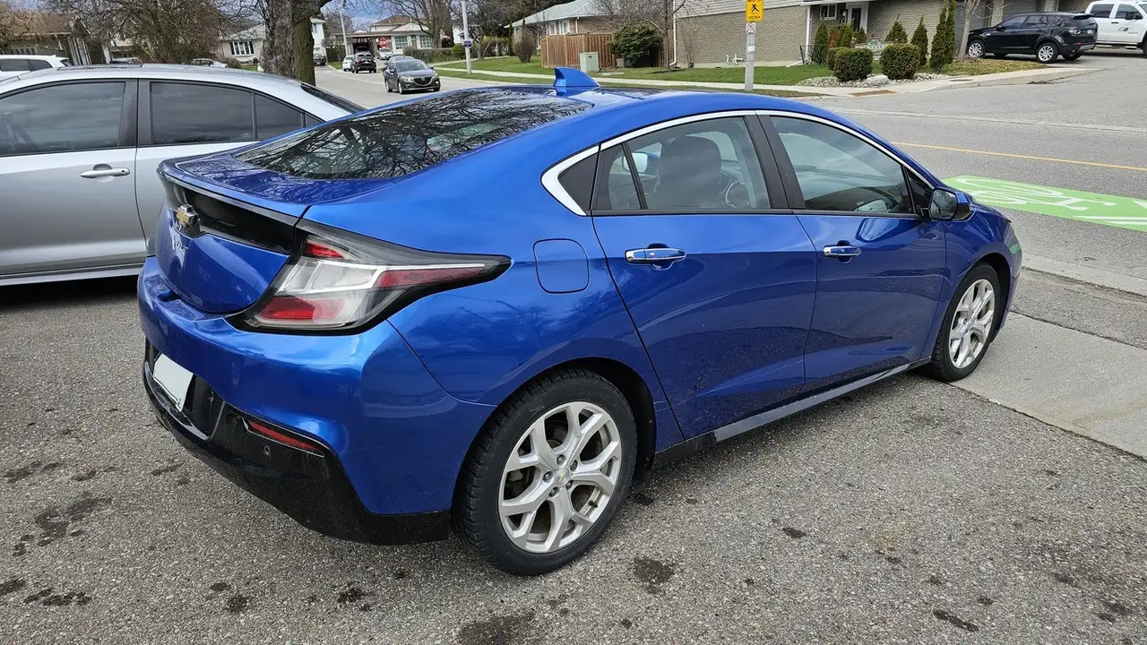 Chevrolet Volt снимка Chevrolet Volt