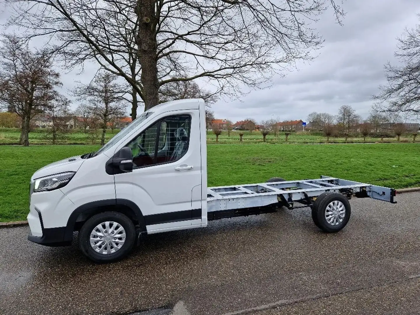 Maxus eDeliver 9 100% Elektrische chassis cabine E-Deliver Chassis Blanc - 2
