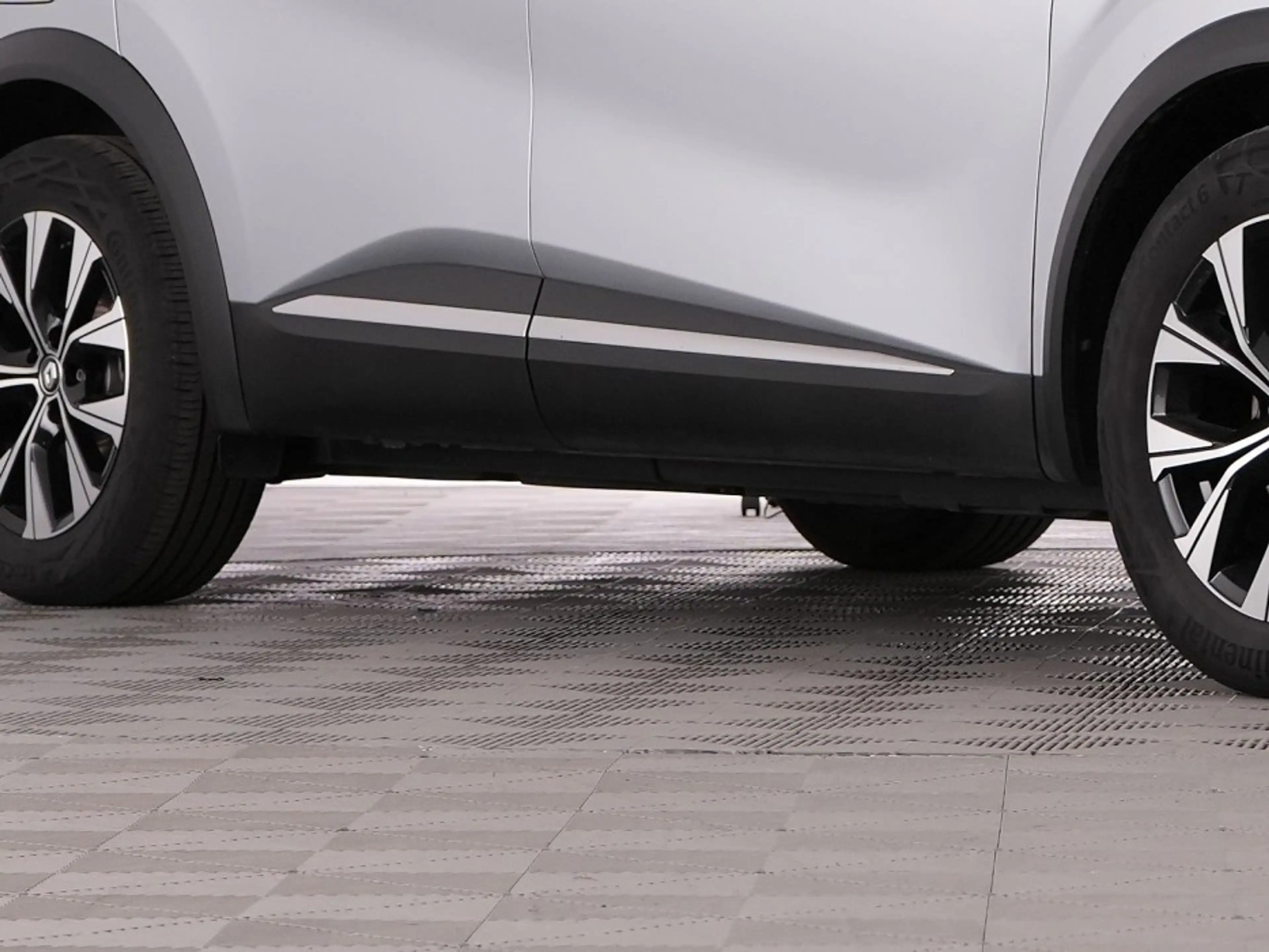 Renault Captur 1.6 E-Tech Plug-in Hybrid 160 Techno | NAVI | KEYL — photo 41