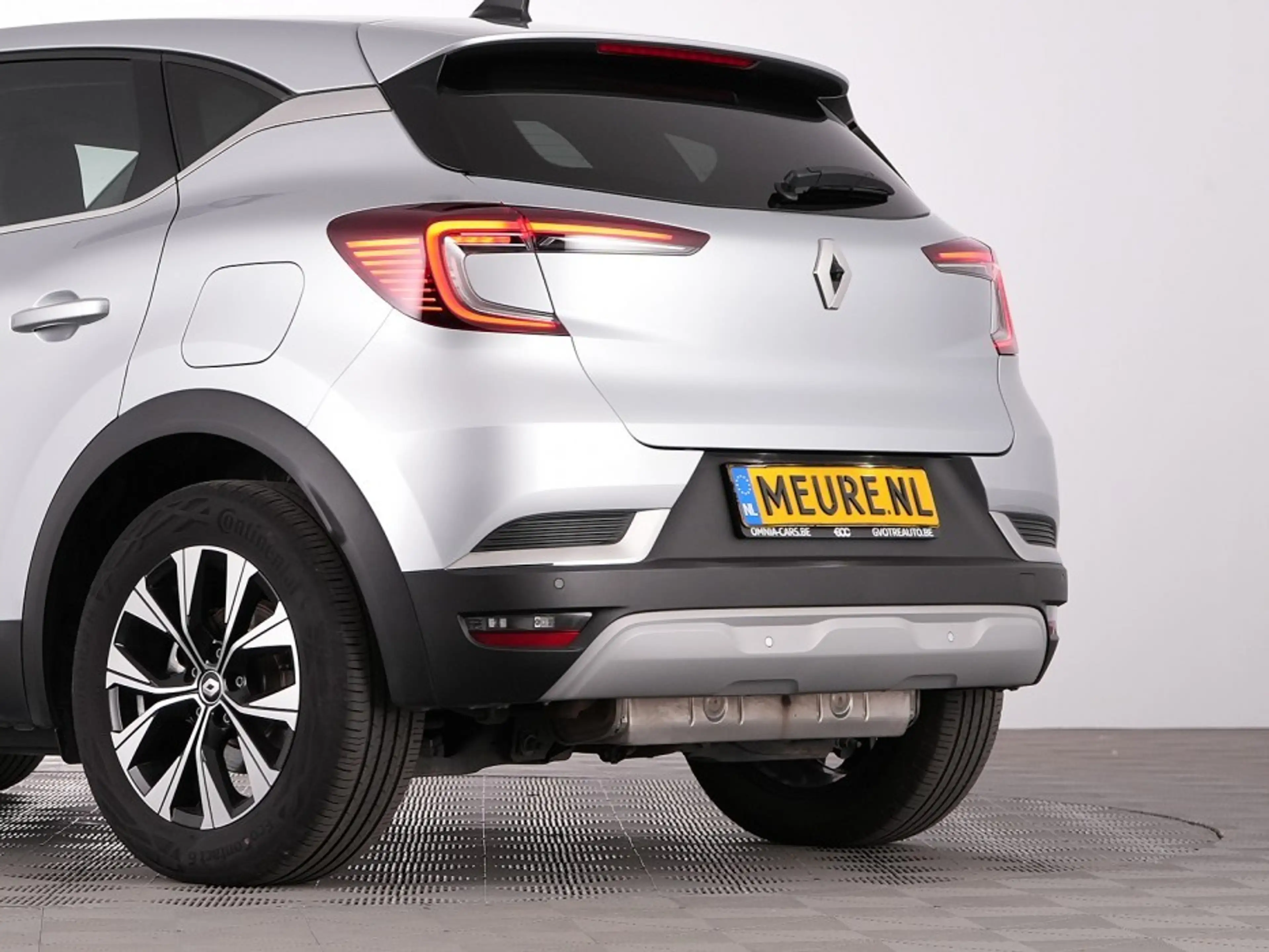 Renault Captur 1.6 E-Tech Plug-in Hybrid 160 Techno | NAVI | KEYL — photo 35