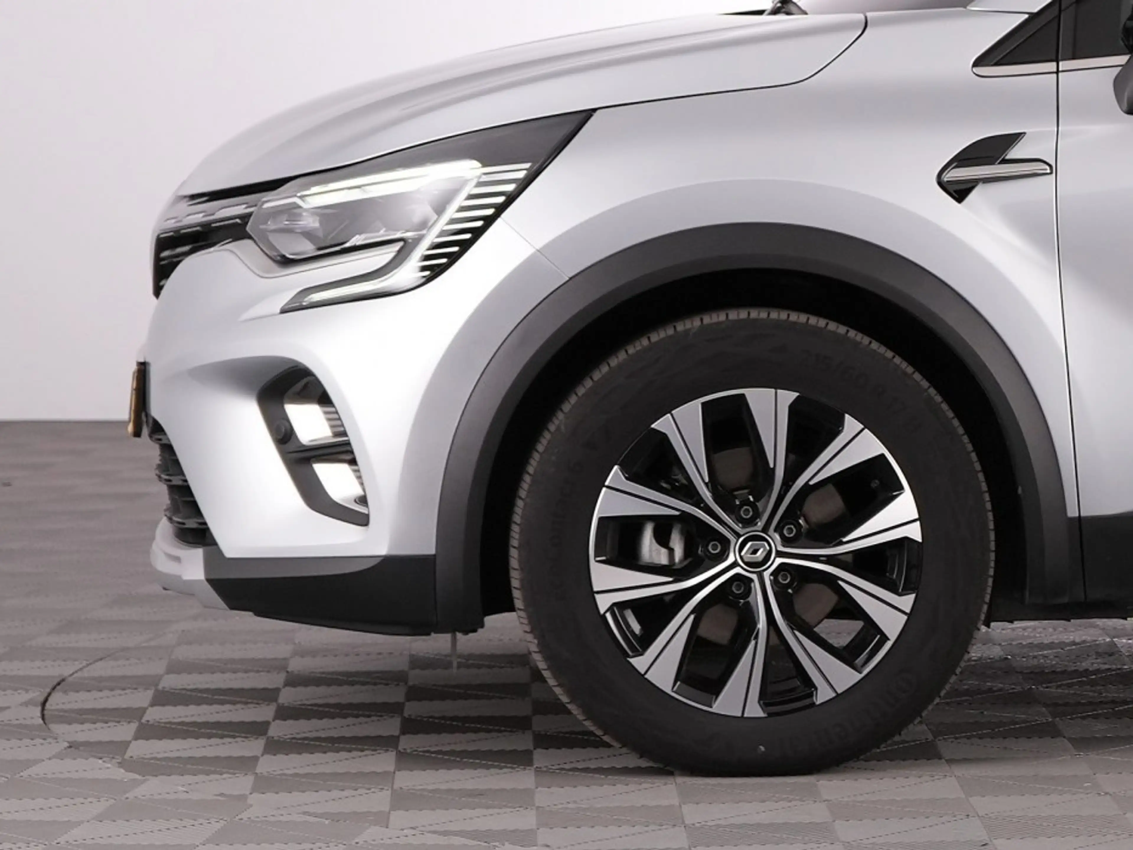 Renault Captur 1.6 E-Tech Plug-in Hybrid 160 Techno | NAVI | KEYL — photo 10
