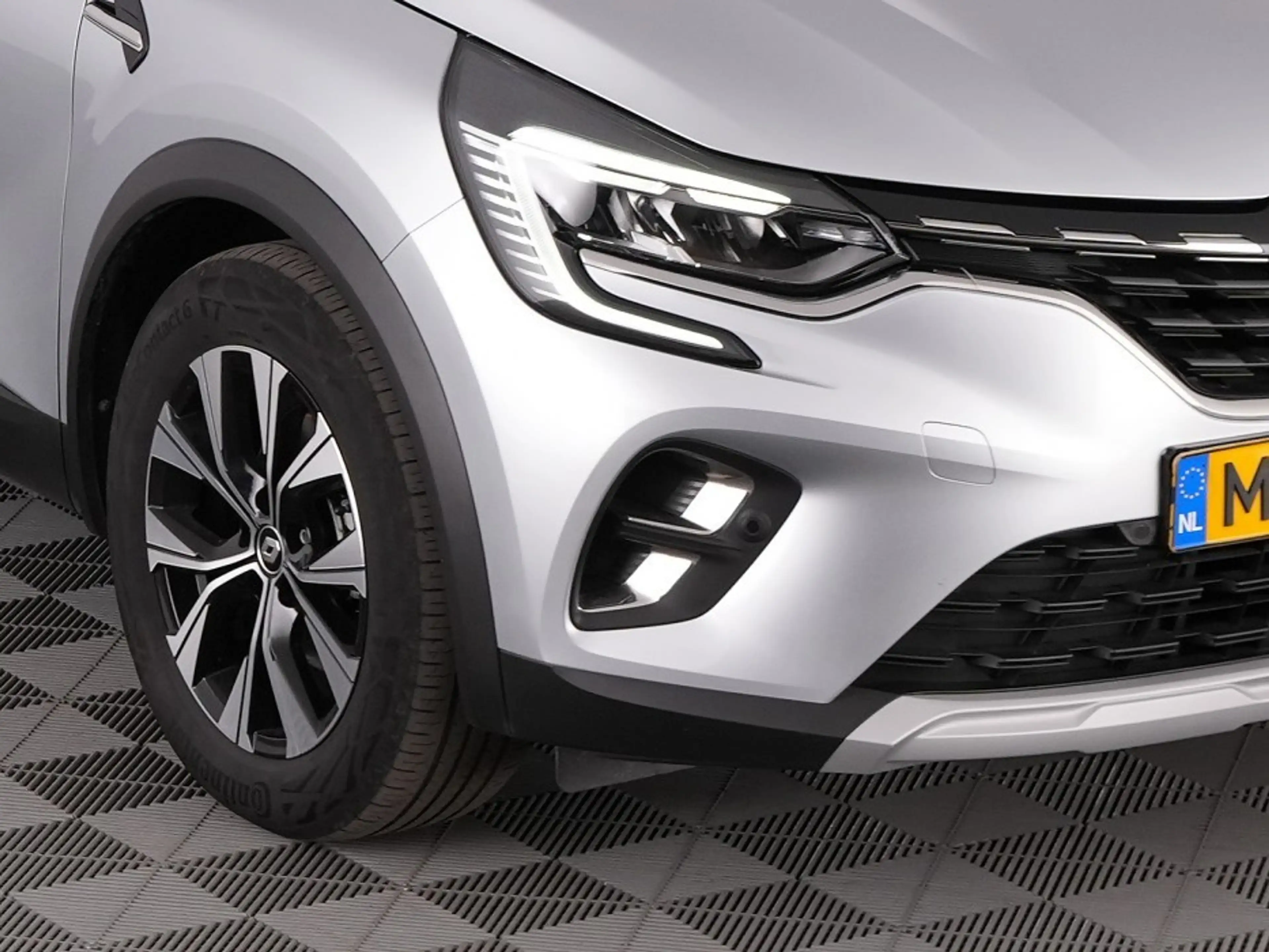 Renault Captur 1.6 E-Tech Plug-in Hybrid 160 Techno | NAVI | KEYL — photo 11