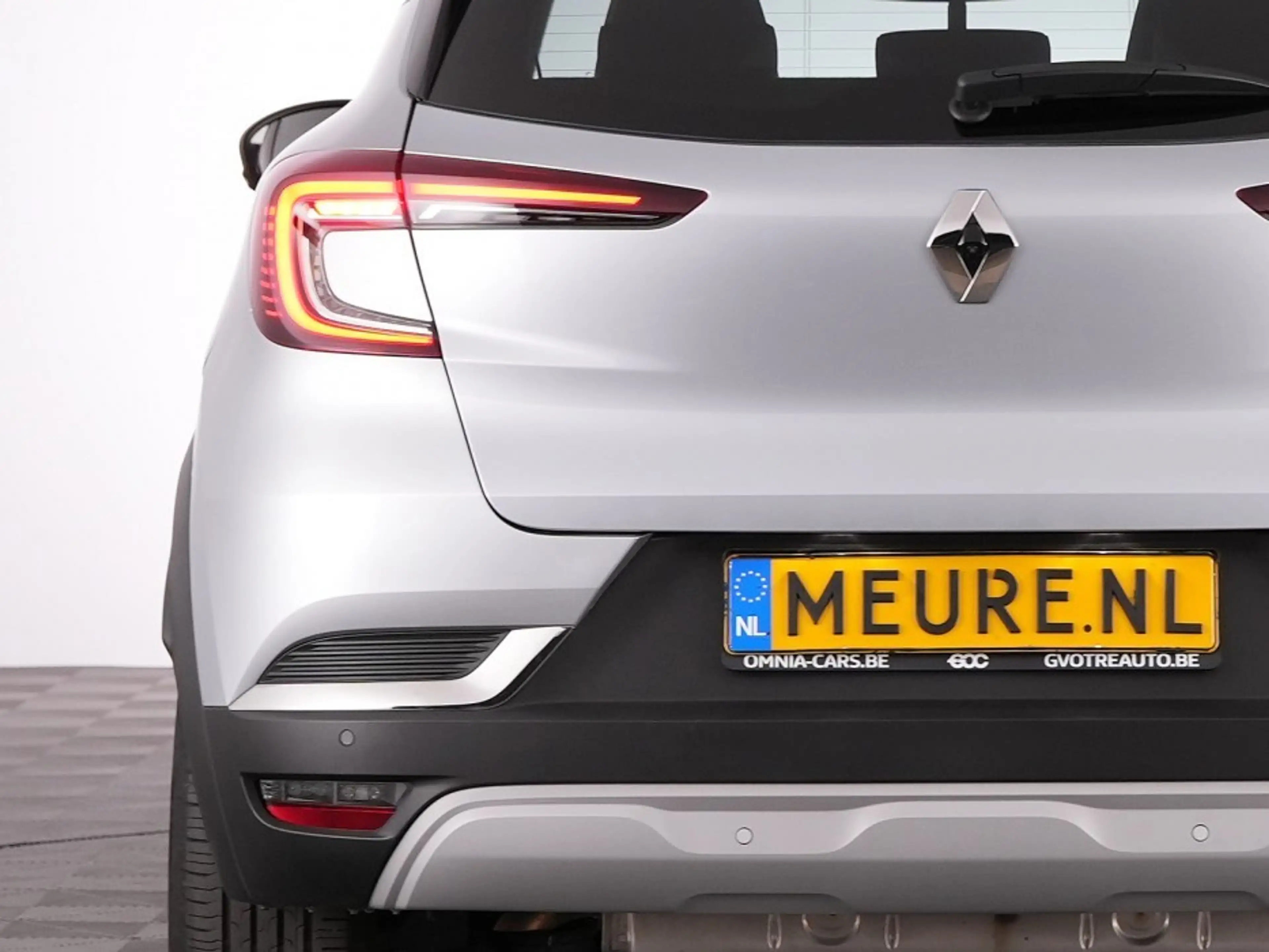 Renault Captur 1.6 E-Tech Plug-in Hybrid 160 Techno | NAVI | KEYL — photo 22