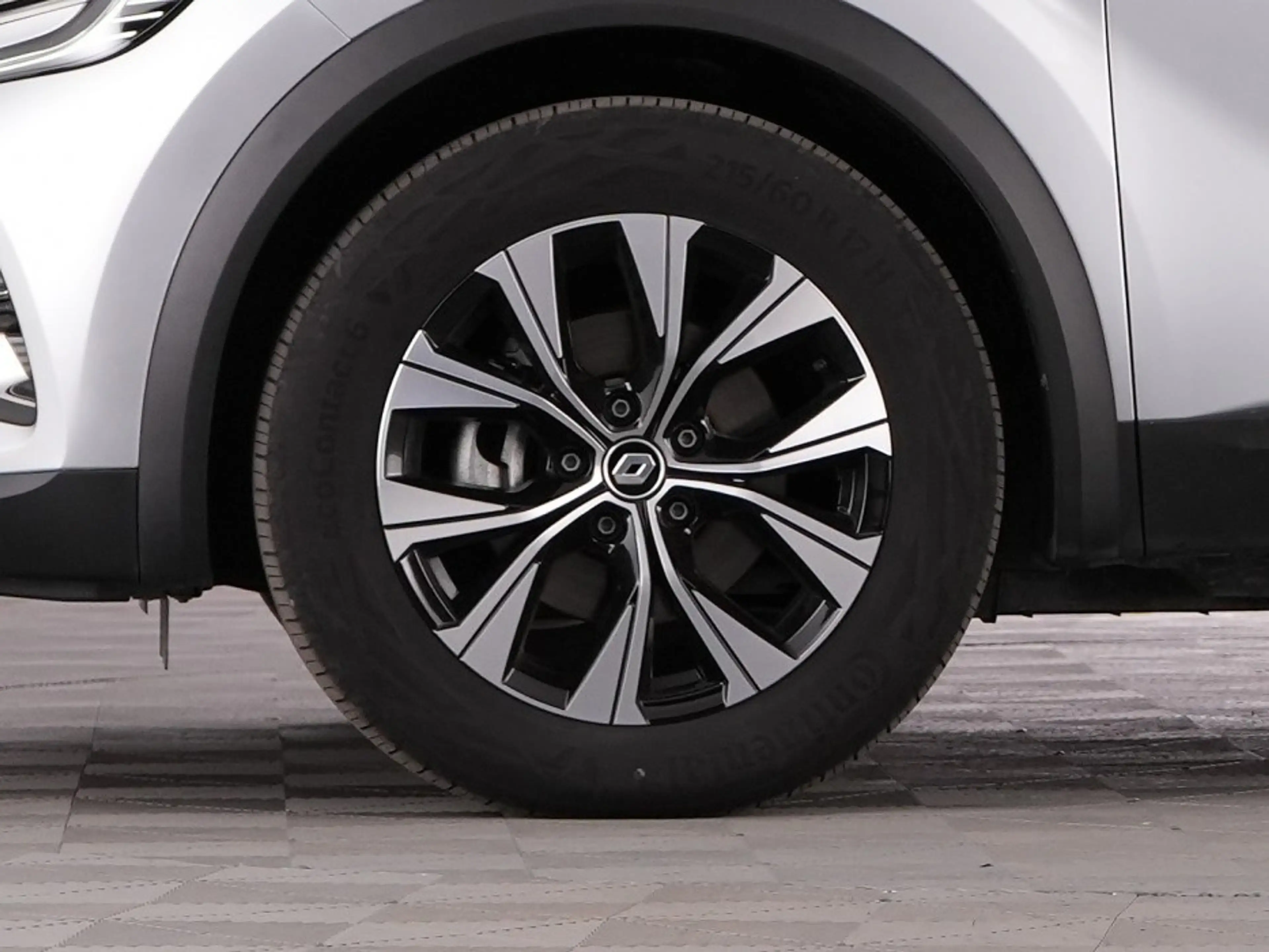 Renault Captur 1.6 E-Tech Plug-in Hybrid 160 Techno | NAVI | KEYL — photo 37