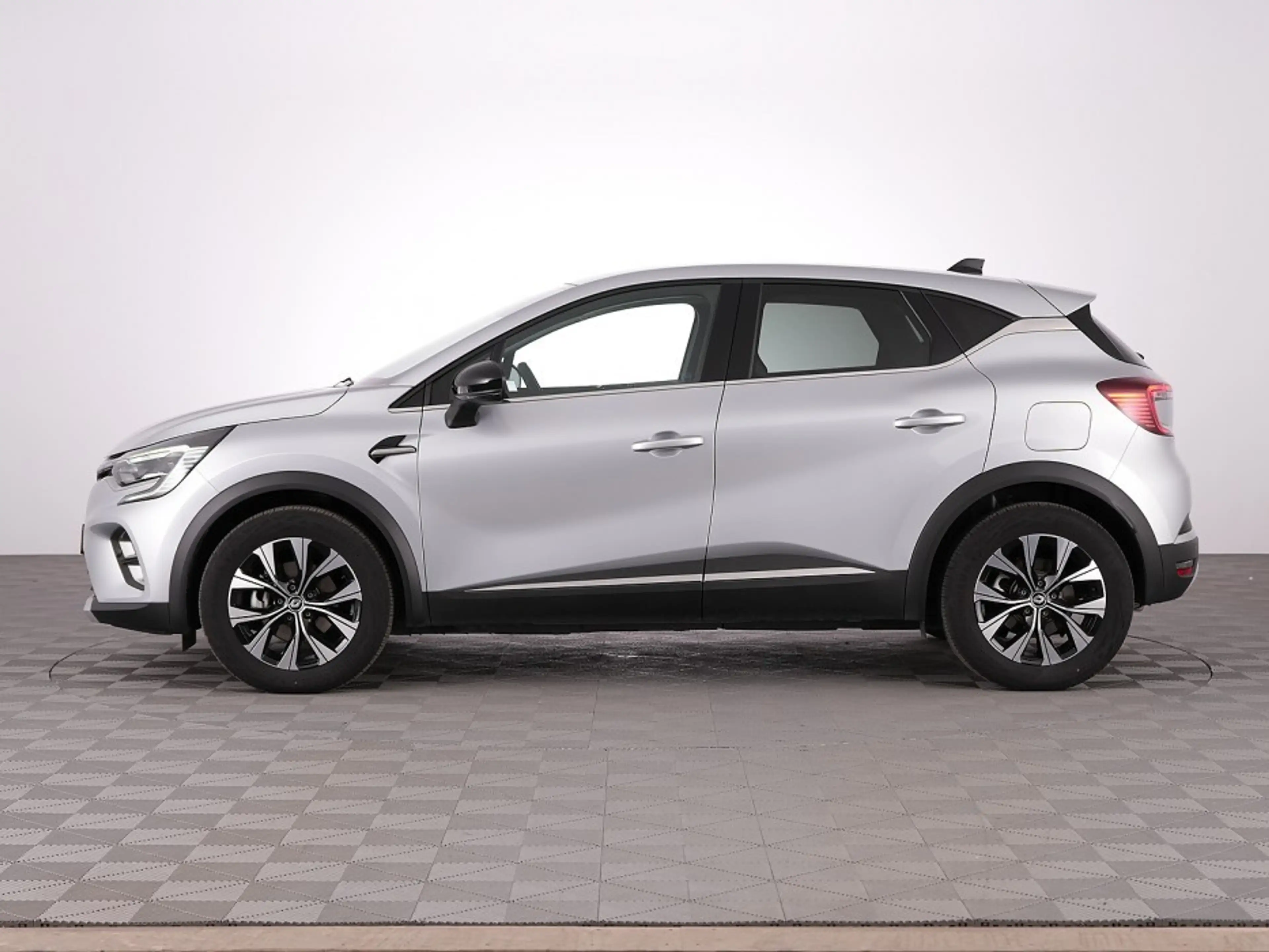 Renault Captur 1.6 E-Tech Plug-in Hybrid 160 Techno | NAVI | KEYL — photo 19