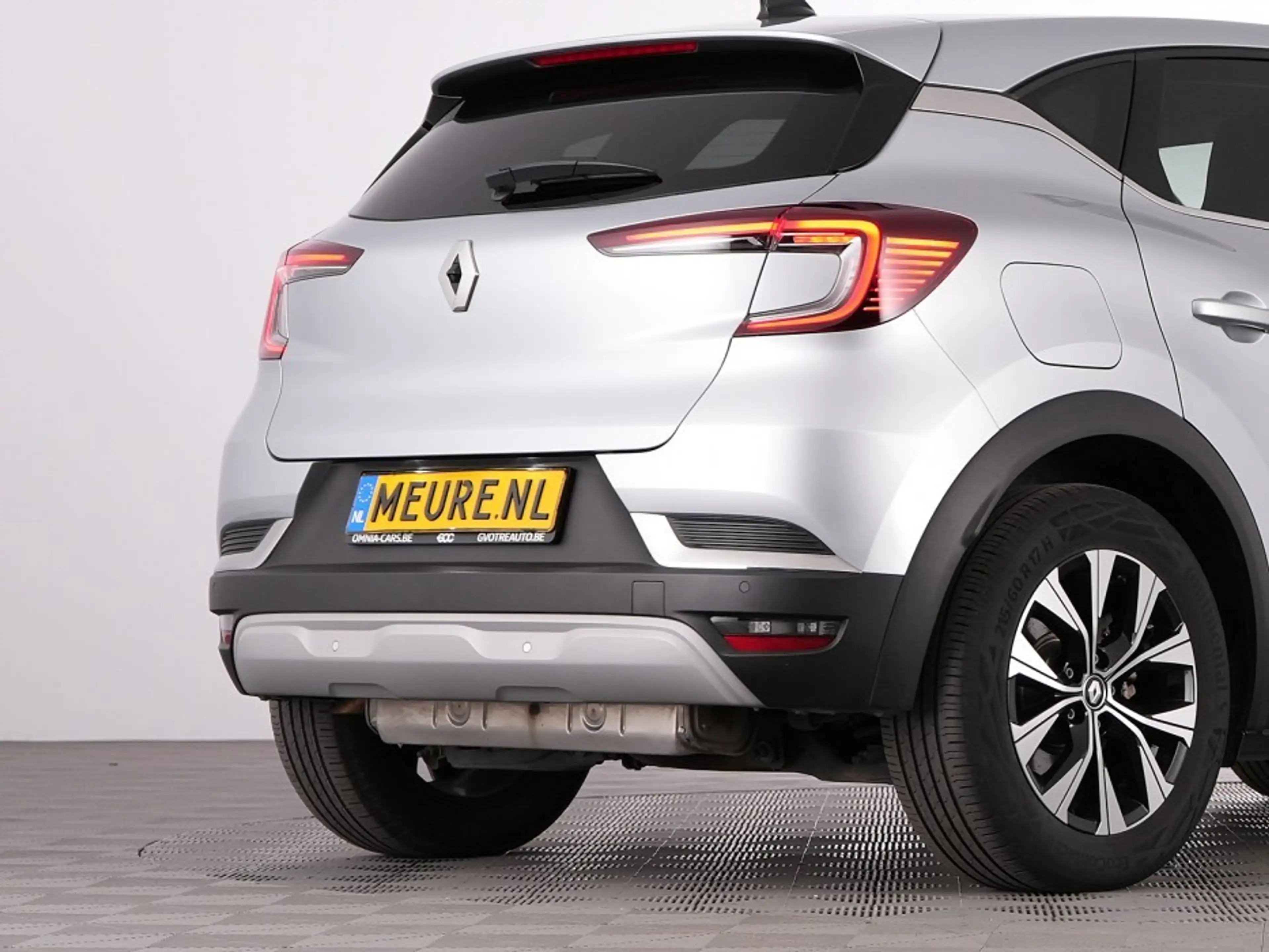 Renault Captur 1.6 E-Tech Plug-in Hybrid 160 Techno | NAVI | KEYL — photo 36