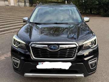 Forester 2.0i-S e-Boxer Premium Sport