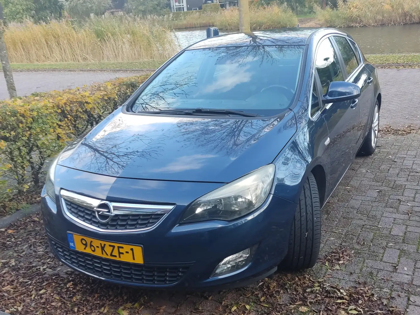 Opel Astra Astra 1.6 Sport Blauw - 1