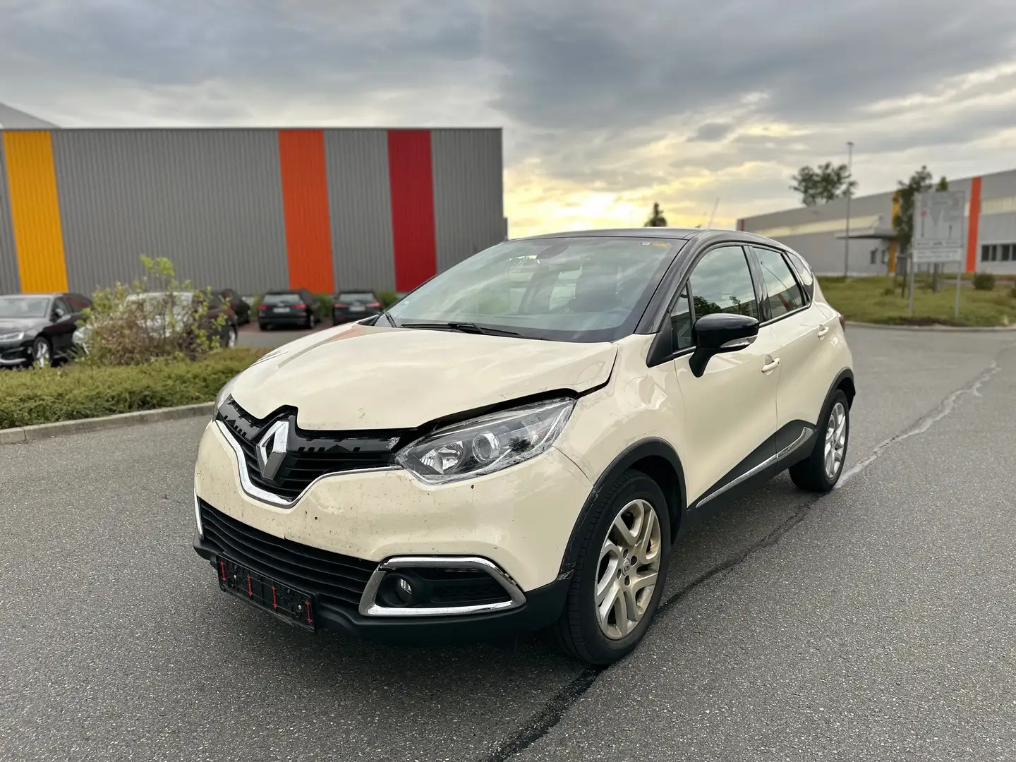 Renault Captur Intens*Standheizung*Navi*Klimaauto*SZH*PDC*Cam* Amarillo - 1