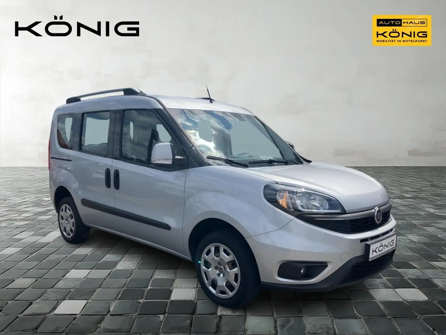 Fiat Doblo SX Kombi 1,4 120PS Grau - 2