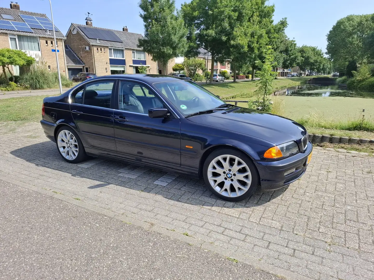 BMW 323 323i Executive Blauw - 1