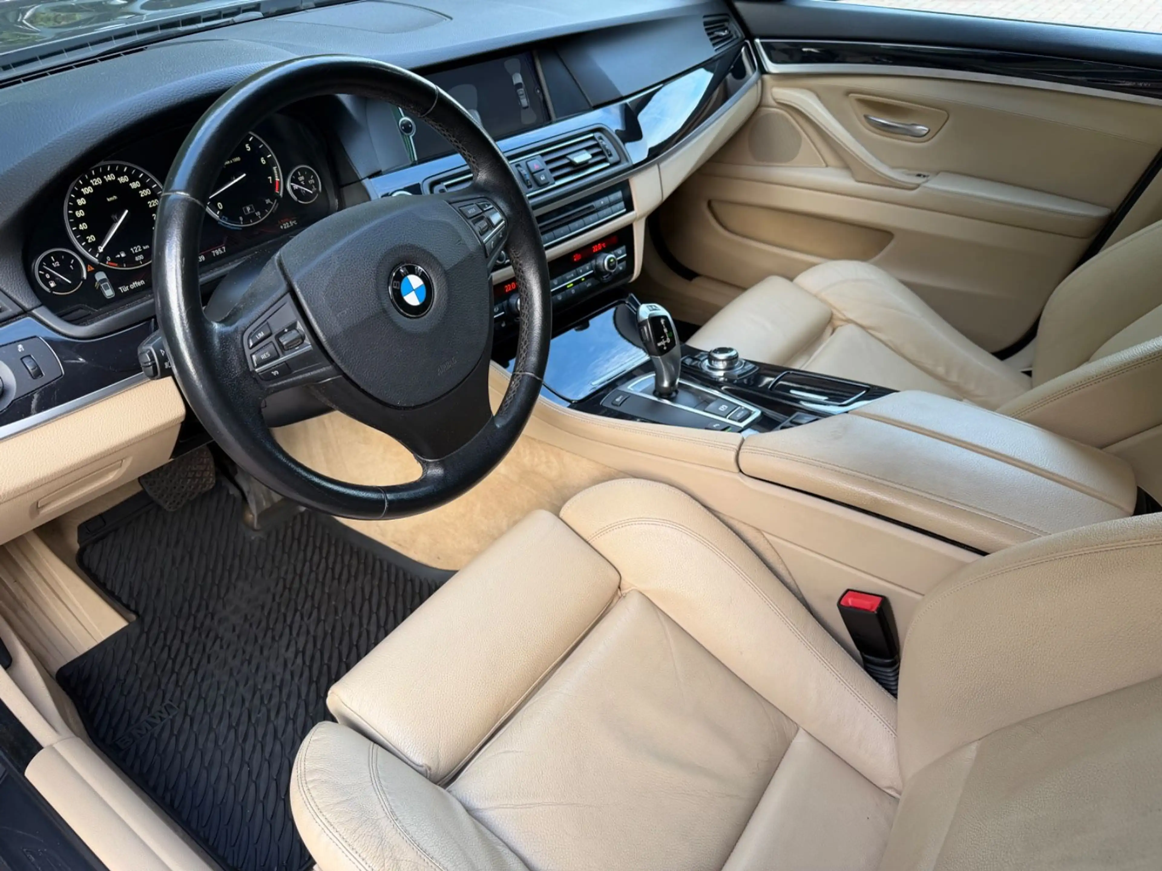 BMW 528 i Touring F11 Bi-Xenon Navi Prof Leder Beige — photo 11