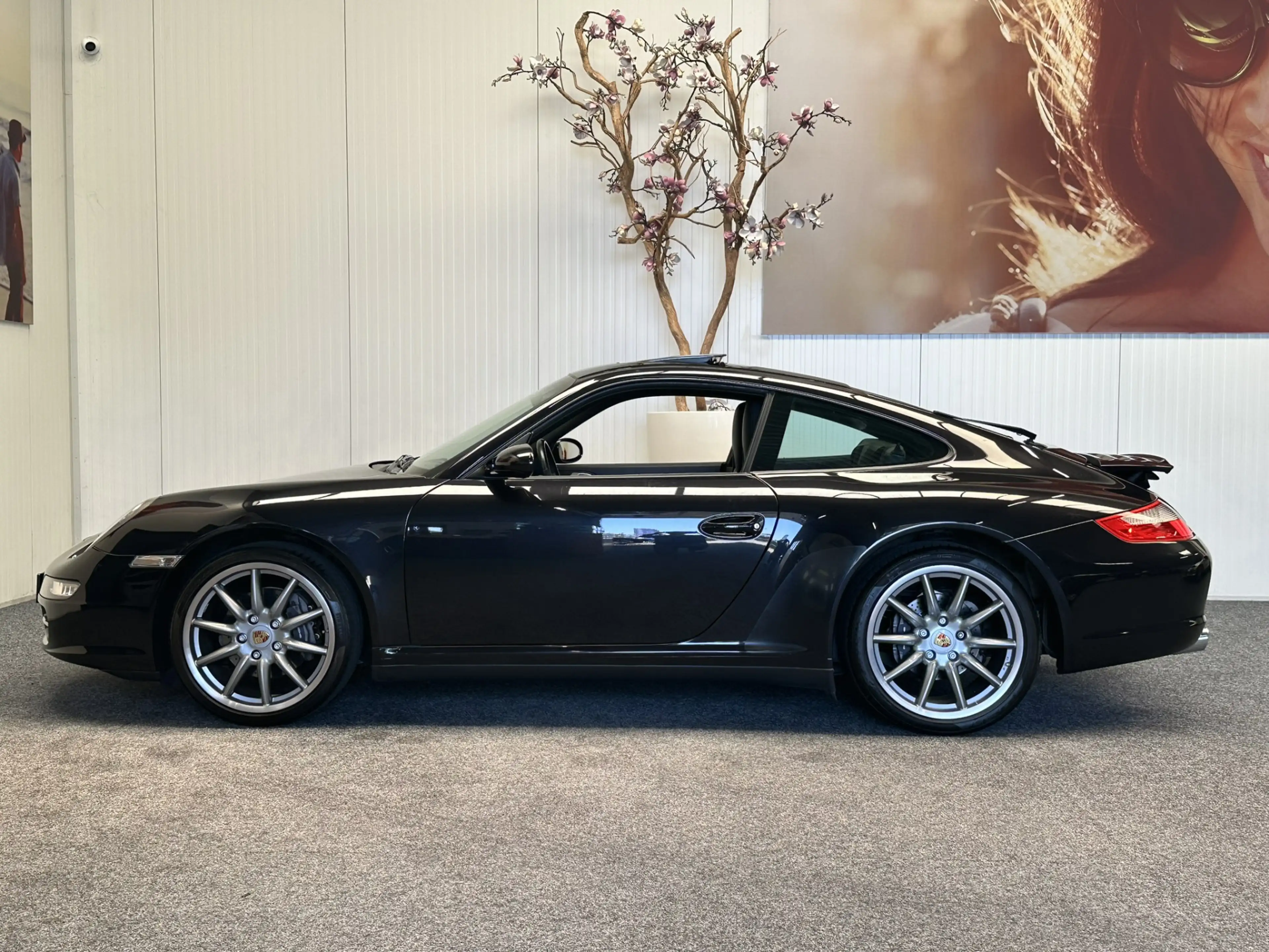 Porsche 997 3.6 CARRERA 4 TIPTRONIC S LEDER NAVIGATIE CRUISE C — photo 5