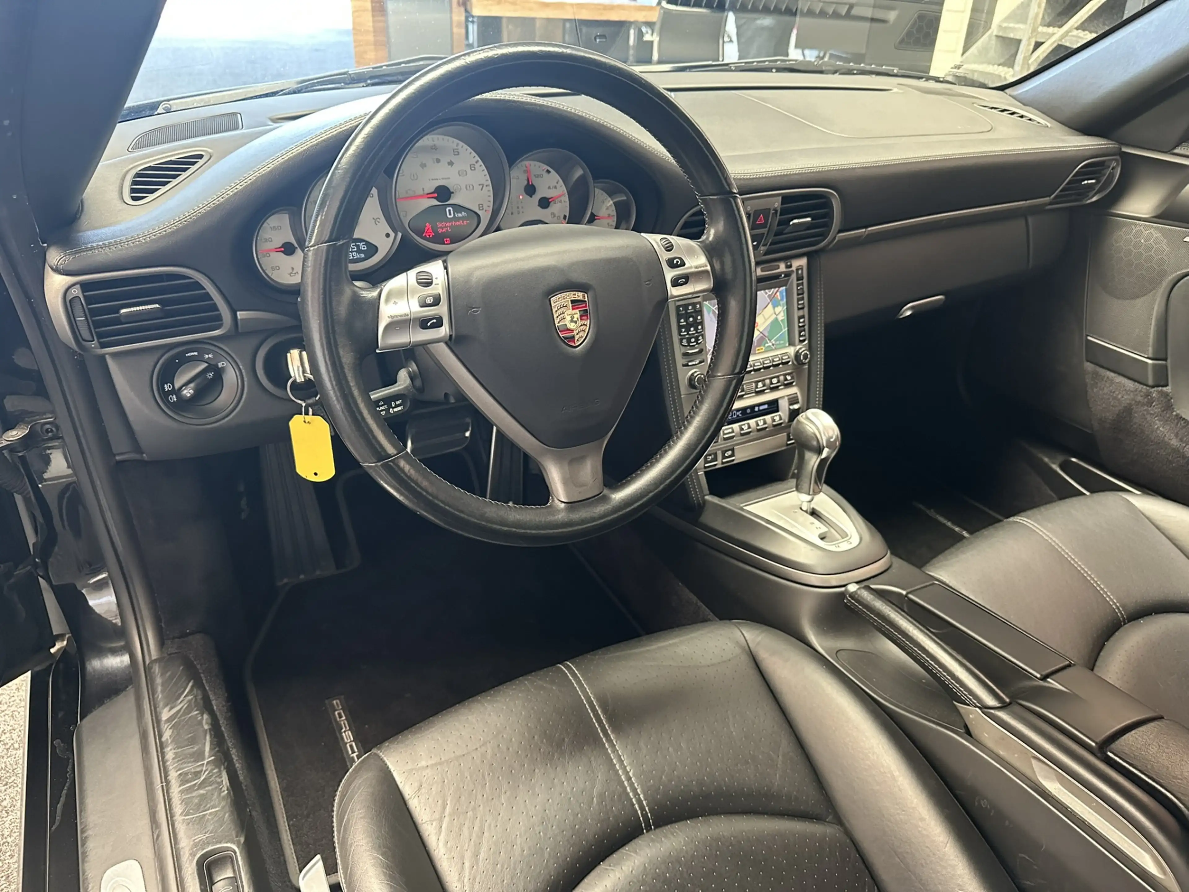 Porsche 997 3.6 CARRERA 4 TIPTRONIC S LEDER NAVIGATIE CRUISE C — photo 11