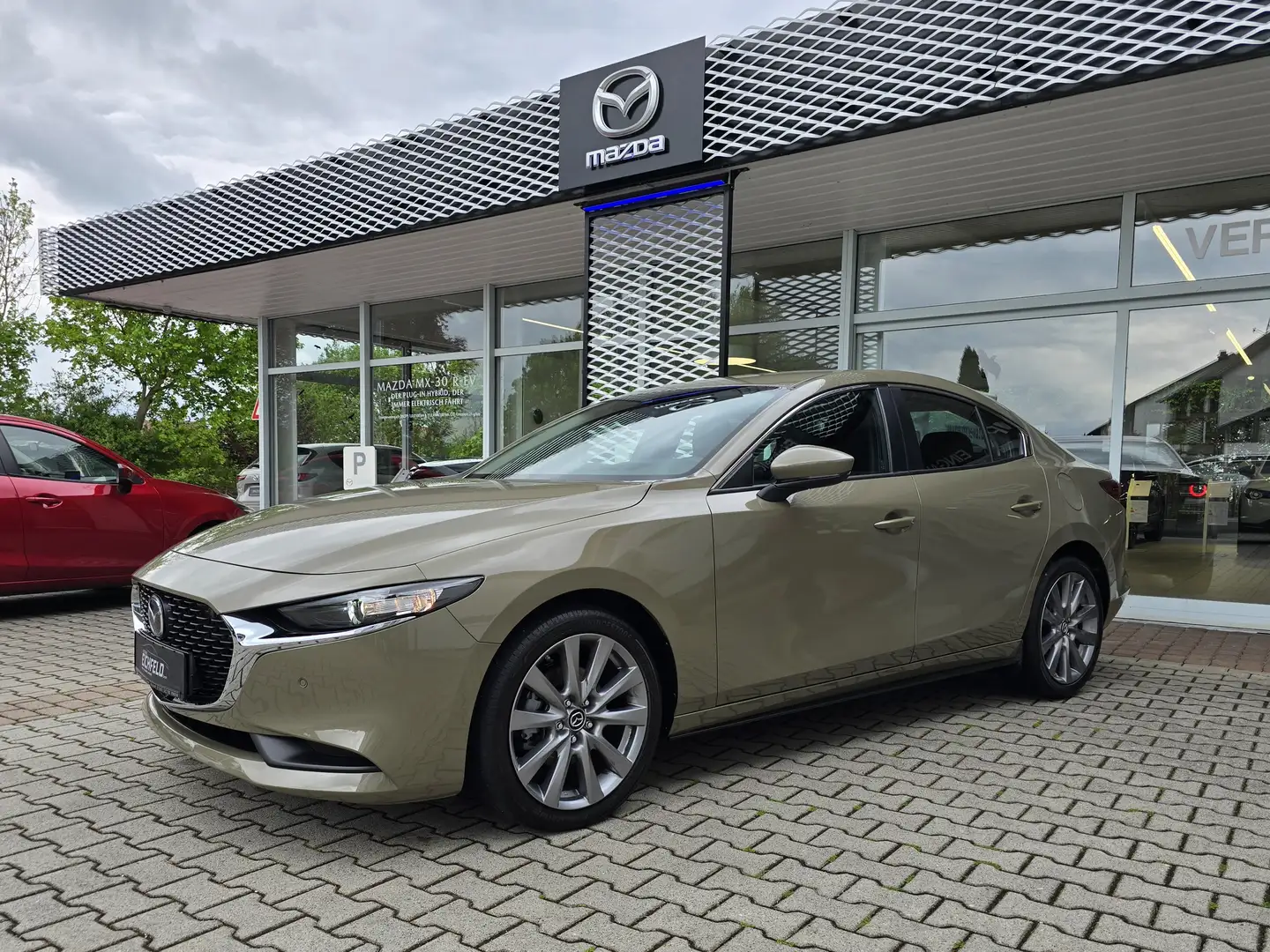 Mazda 3 2025 Fastback Centre-line 2.5L e-SKYACTIV G 140ps Amarillo - 2