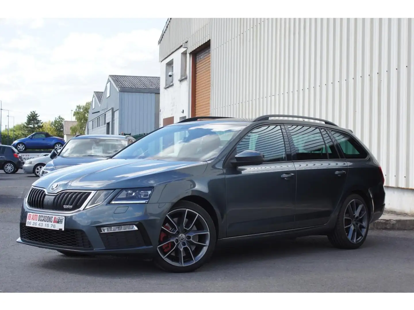 Skoda Octavia OCTAVIA COMBI RS PHASE 2 2.0 TSI 230cv DSG6 CARNET Gris - 2