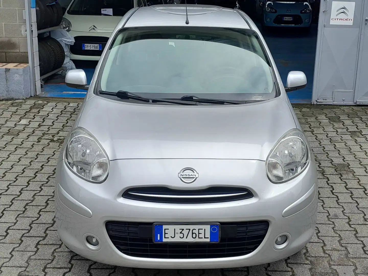 Nissan Micra 1.2 Comfort 5p E5b NeopatentatiOK Argent - 2
