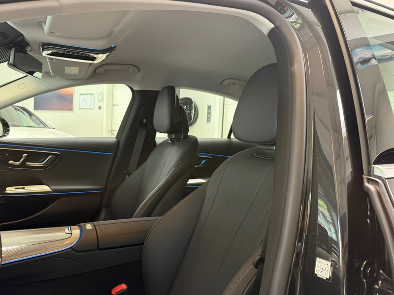Mercedes-Benz E 220 d AVANTGARDE ADV.PLUS+DLIGHT+FAP+360°+KEYL — photo 12