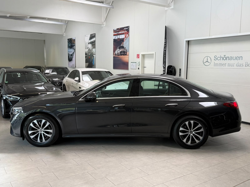 Mercedes-Benz E 220 d AVANTGARDE ADV.PLUS+DLIGHT+FAP+360°+KEYL — photo 3