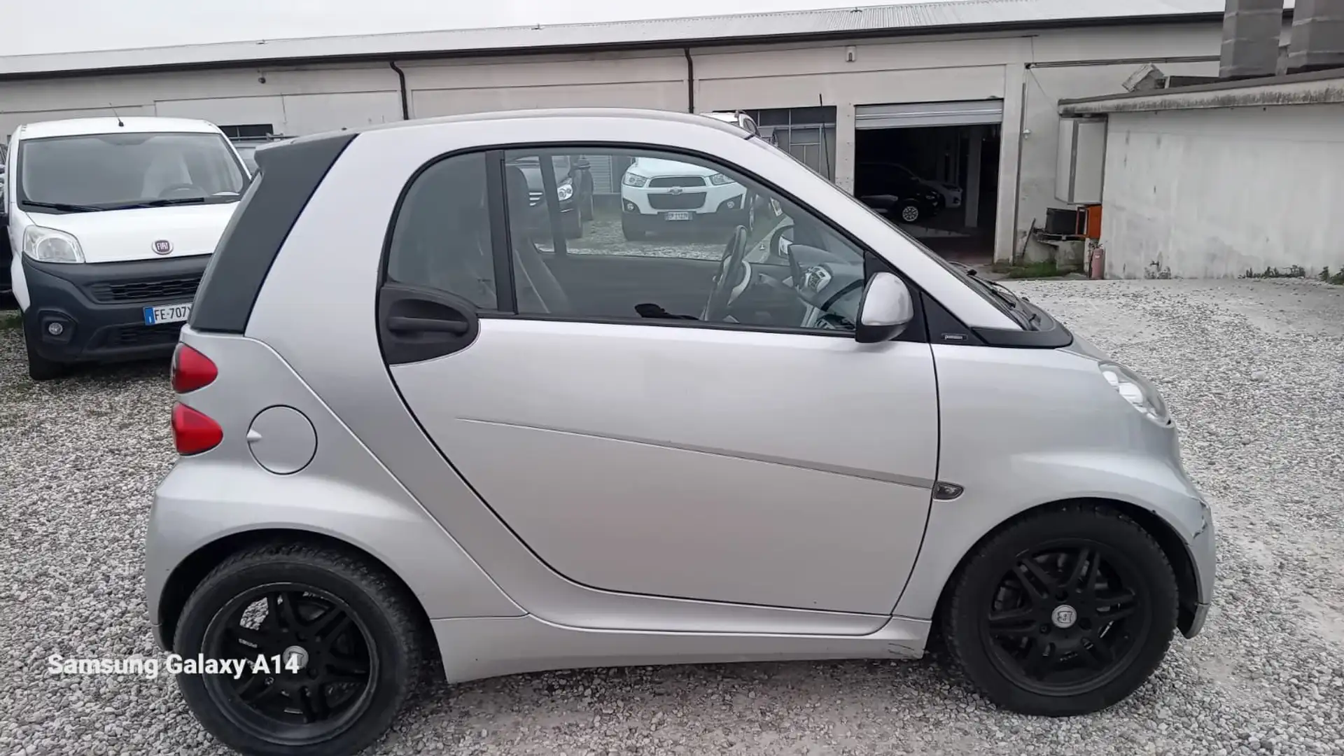 smart forTwo Fortwo 0.8 cdi Pure 54cv MOTORE NON PARTE!! Plateado - 2