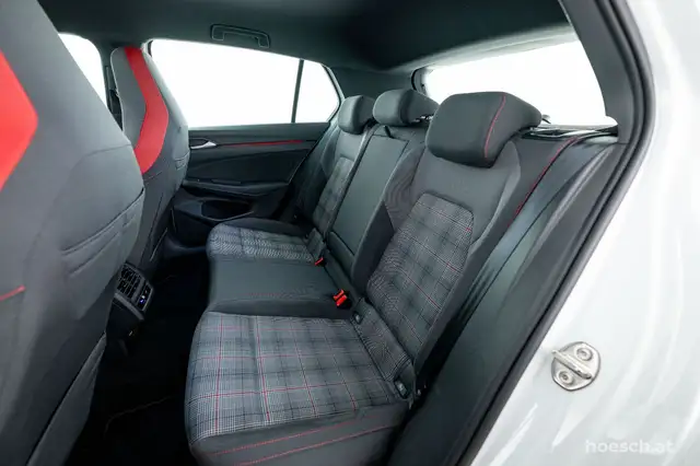 Volkswagen Golf view 7