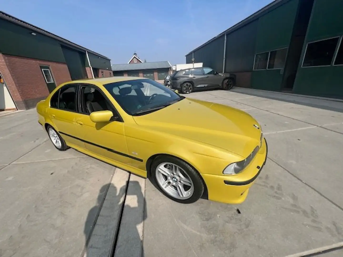 BMW 525 525 IM individual Amarillo - 2