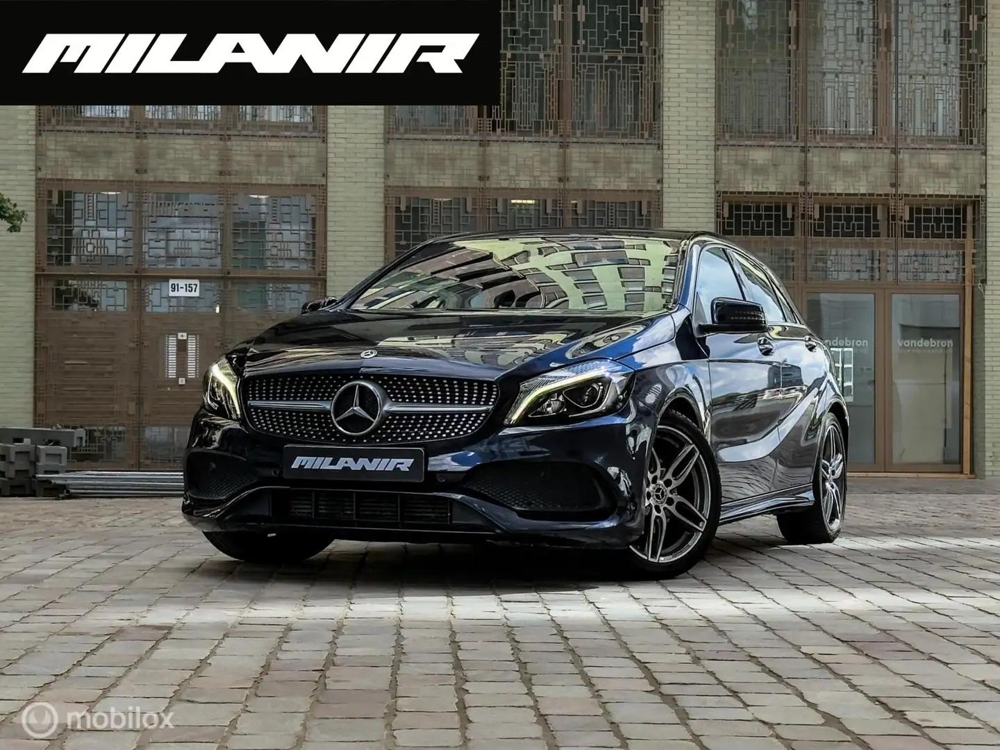 Mercedes-Benz A 180 AMG Line |Stoelverwarming|Carbon Blau - 1