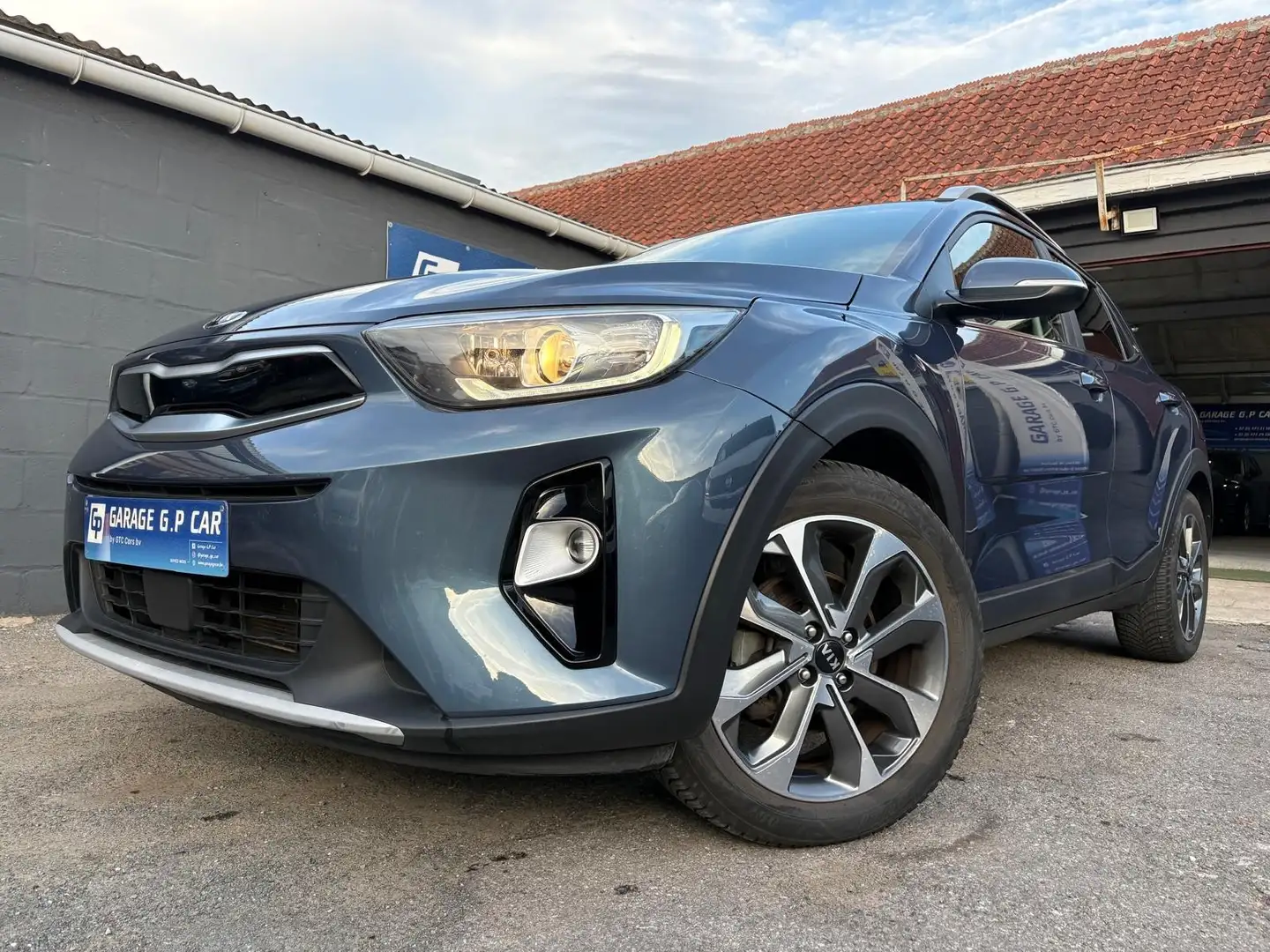 Kia Stonic 1.0 T Sense ISG | | ACCIDENTÉE Grigio - 1