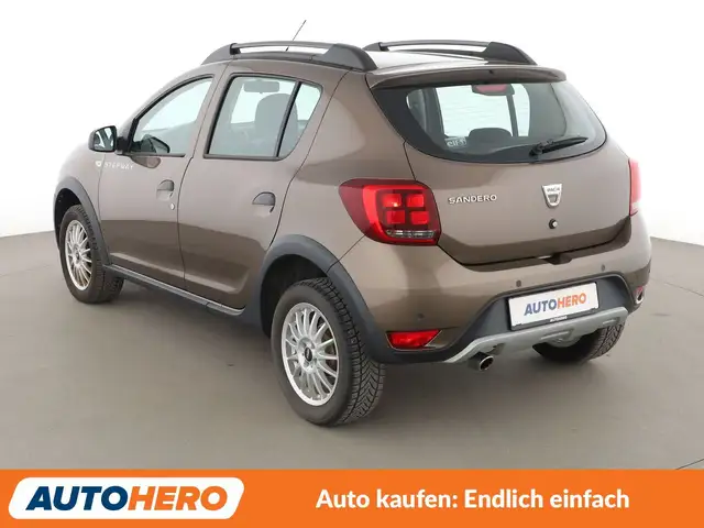 Dacia Sandero view 4