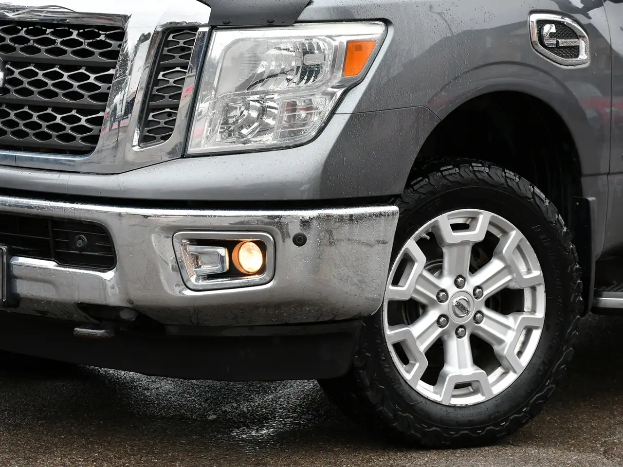 Nissan Titan XD снимка Nissan Titan XD