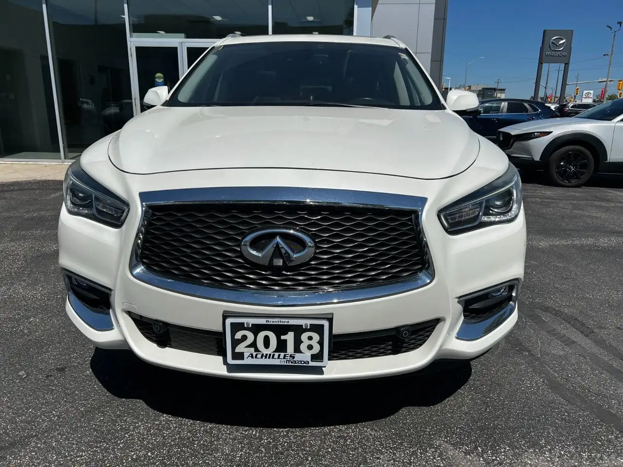 Infiniti QX60 снимка Infiniti QX60