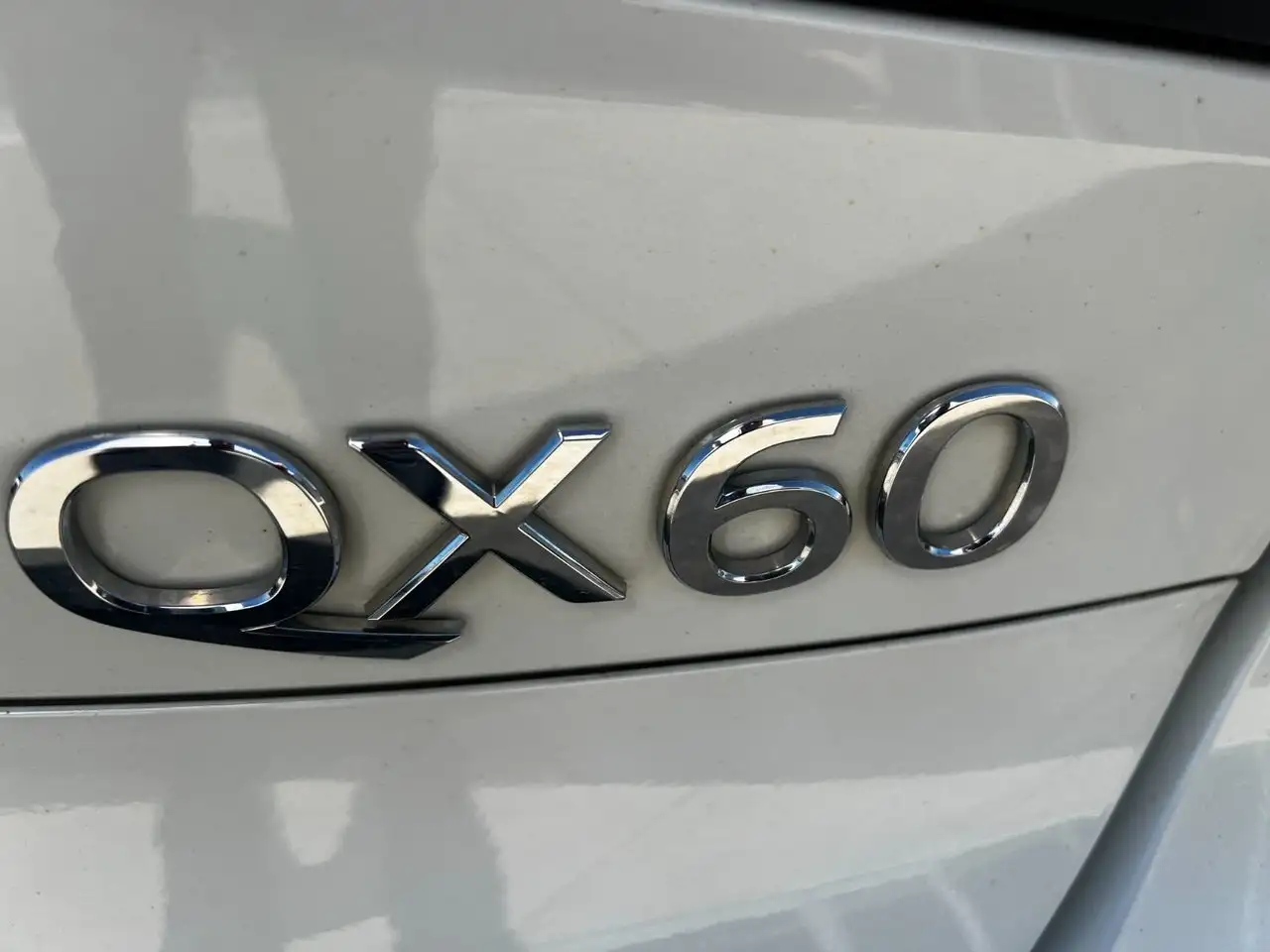 Infiniti QX60 снимка Infiniti QX60
