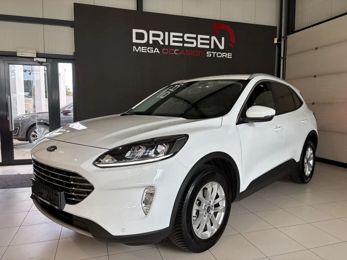 Ford Kuga EcoBoost Titanium    BIJ DRIESEN IN BREE   089/46 Wit - 1