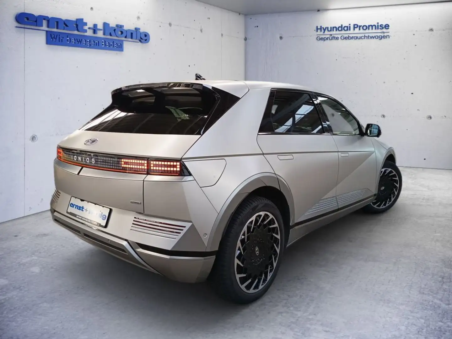 Hyundai IONIQ 5 77,4 kWh 4WD Uniq *ACC*PANO*BOSE*360°* Beige - 2